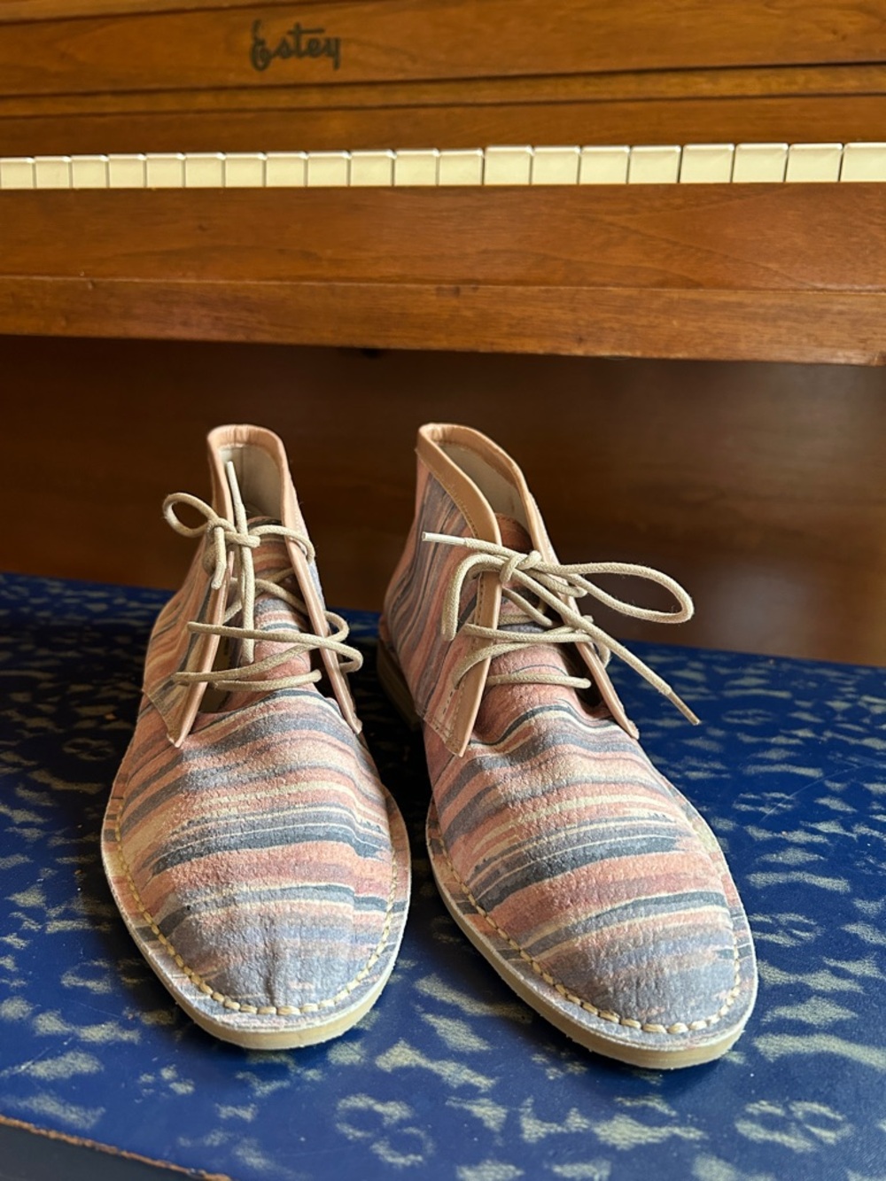 Kelsi Dagger Walworth Brushstroke Chukka Boots Size 7